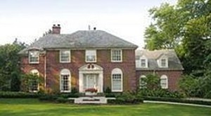 The real estate picture that hooked us