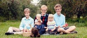 kidsinOrchard